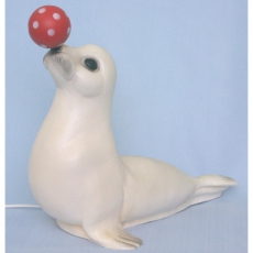 Lampe Robbe mit Ball