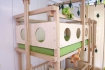 Etagenbett mit Babybett