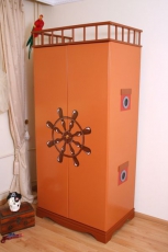 Kleiderschrank 2-3 trig Pirat braun